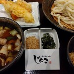 武蔵野うどん じんこ - 