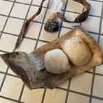 米増 - お土産のおにぎり香茸の佃煮もおねだり❣️