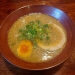 麺屋 双喜 - 背脂醤油ラーメン850円 太麺変更+50円