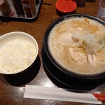 RAMEN 風見鶏 - 醤油、ライス