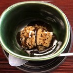 比良山荘 - 天然ウナギと香茸の餡
      