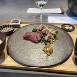 Gendai Satoyama Ryouri Zen Hausu - ご飯、お味噌汁、お漬物、おジャコ、ひき肉そぼろは食べ放題