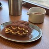 カフェ ザ サン リブズ ヒア