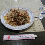 桃華林 - 上海焼きそば大盛味濃いめ