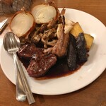 Bistro Chez Bun - 子羊とお野菜のグリル