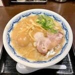 Hakata menbou aka noren - らぁめん　味付け玉子トッピング