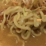 横濱家 - 中太のちぢれ麺！