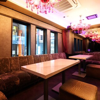 Can accommodate up to 14 people. Please contact us for more than 15 people♪