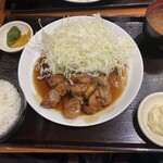ガツ飯トンテキ食堂コロトン - 