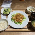 丸の内 タニタ食堂 - 
