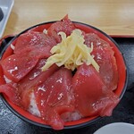 朝市新鮮広場うおすい - 生まぐろ漬け丼