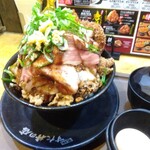 伝説のすた丼屋 - 