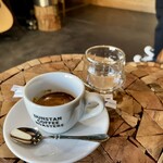 DUNSTAN COFFEE ROASTERS - エスプレッソ ¥250