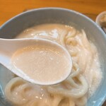 手打ちうどん 上を向いて - 