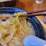 Hokkaidou Ramen Oyaji - 中細ちぢれ麺