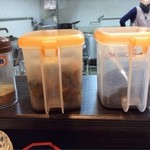 黒豚とんこつ のんぶー - 替玉にセットされてくる３種類♪