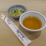 Eiichi - お新香とお茶