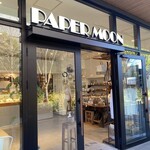 PAPER MOON - 