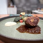 Refugeforestiere 五島 - 牛ホホ肉　玉葱を使用したソース（名前忘れました）