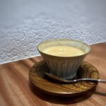 Refugeforestiere 五島 - 珈琲は食後に丁度いい軽めの味わいで、小さめのカップで出されお代わり出来ました。♪