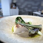 Refugeforestiere 五島 - ◆真鯛、アブラナ、オリーブやアンチョビのソース＋バジルオイルと言われたような。m(__)m