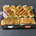 うを喜 - 箱寿司(煮穴子)6カットで1800円