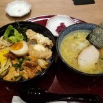Torigo Aji - 鶏五味丼と鶏白湯そば半ラーメンセット 1,460円  