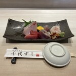 notomaezushichiyozushi - 刺し身の盛合せ