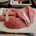 万葉 八日市店 - お肉のアップ