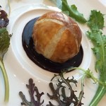 プレヴナンス - 鴨のパイ包み焼き　山ぶどうのソース