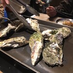 oyster market カキイロハ - 蒸し牡蠣