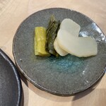 tonkatsu.jp - お新香　美味しい（2023年12月23日撮影）