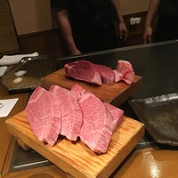 神戸牛ステーキ Ishida. 本店 - ステーキ肉