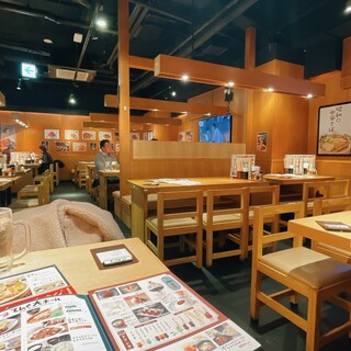 大衆スタンド てんぐ大ホール_2