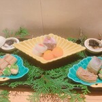一献 うえ原 - 八寸　白子　牡蠣の煮物に手作り海苔の佃煮　鴨　鯖寿司　生麩の胡桃味噌　他