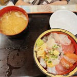 タカマル鮮魚店 - 