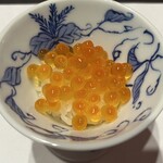 やす多” - イクラの飯蒸し