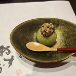 やす多” - 抹茶の氷菓子