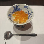 やす多” - イクラの飯蒸し