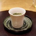 Mochi Duki - 蛤茶碗蒸し　あおさと梅肉