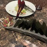 馬刺しと焼き鳥 グルマン三年坂 - 