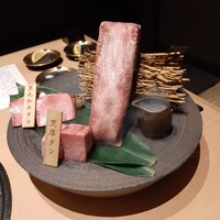 やきにく九 西麻布本店 - 