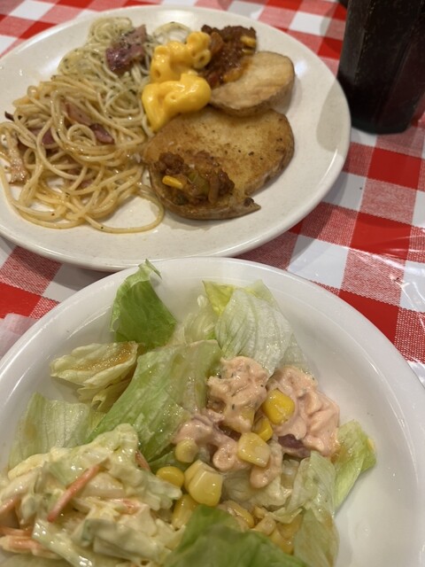 【美品】Shakey's シェーキーズ プレート 閉店】シェーキーズ 新宿通り店 （Shakey's） - 新宿三丁目/ピザ