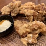 Uma Karaage To Izake Meshi Miraizaka - 