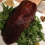 カルテット - 特別注文「牛タン丸ごと１本のコンフィ」※事前予約が必要です。別アングル。２０１３年１１月