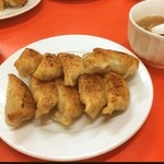 餃子会館 - 餃子会館(^_^) 10個ライス・スープ！