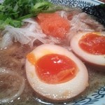 Marugenramen - 半熟な味玉にじんわり美味しいスープ