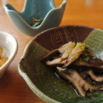 花月 - この『シイタケの煮物』が旨かった！…しかし、会席の一品だとは気付いて貰えただろうか…。