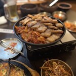 赤坂韓国料理・焼肉 兄夫食堂 - 