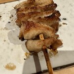 焼鳥 ひら野 - 皮(☆☆☆)